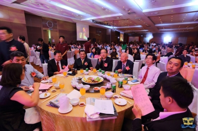 点选作品以查看原图